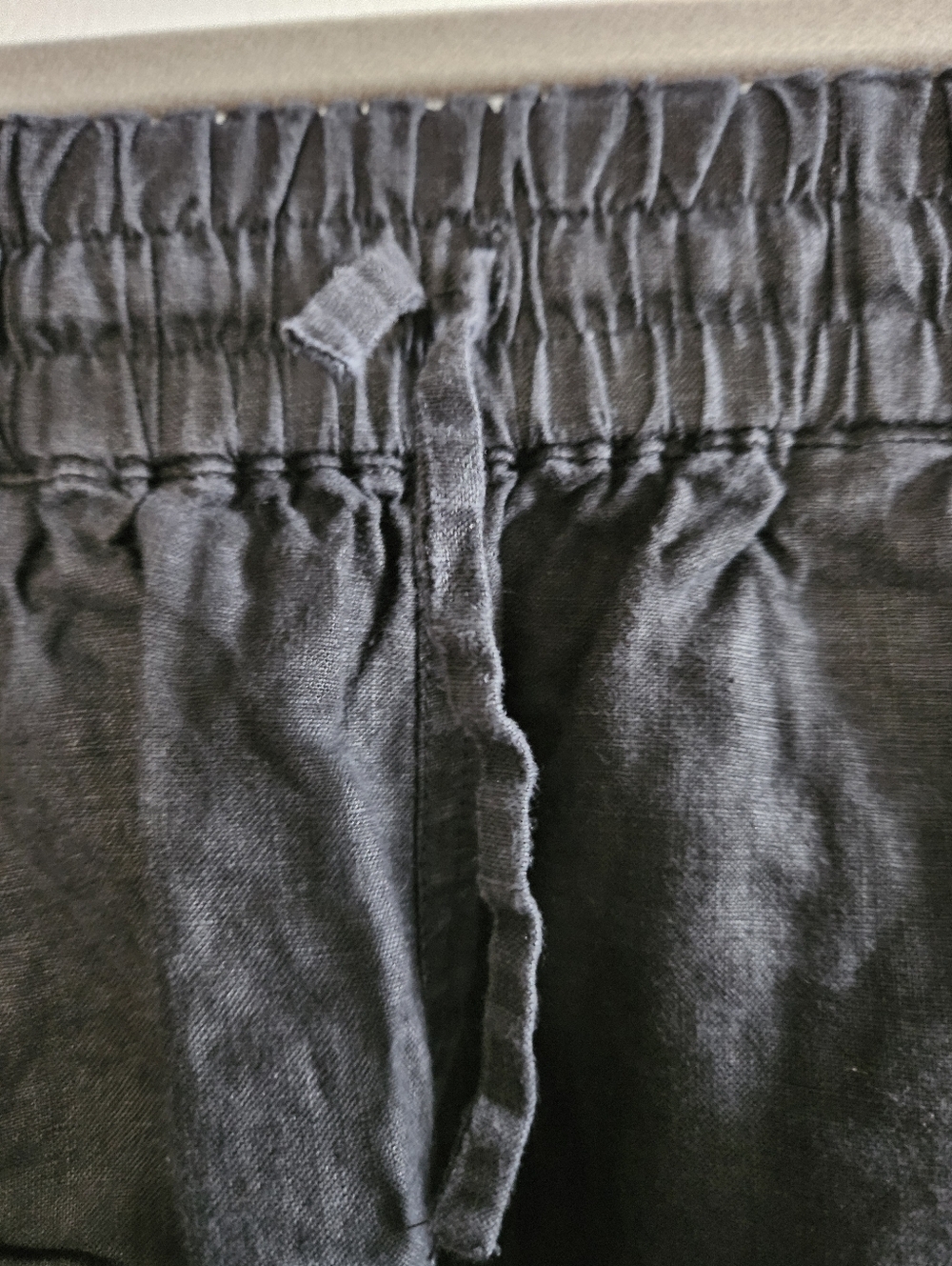 AYR Size S Black Linen-Blend Drawstring Women’s Shorts - Picture 3 of 4
